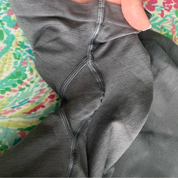 Alphalete amplify shorts - Picture 3 of 7